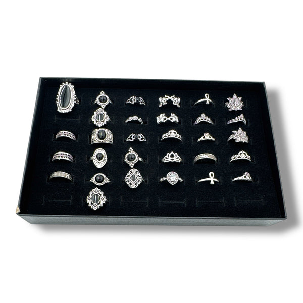 Set di 30 anelli boho argento e nero in scatola regalo
