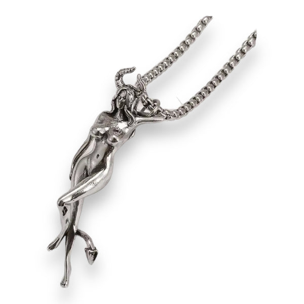 Collier pendentif dieu des enfers sexy