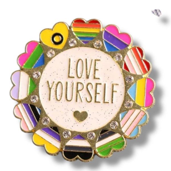 Pin's émaillé Love Yourself XXL