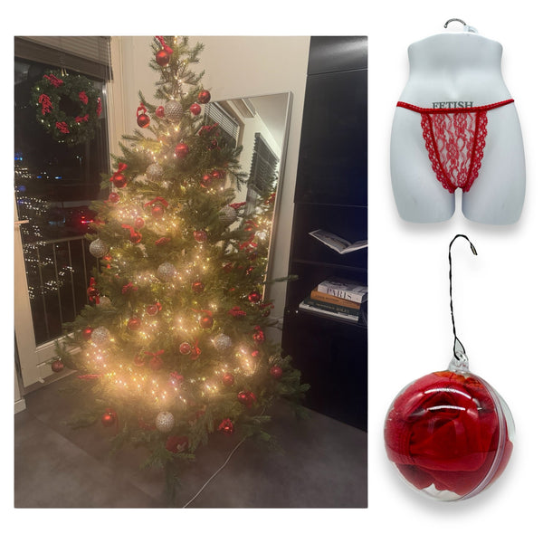 Bola de Navidad con tanga rojo dentro - 10 cm